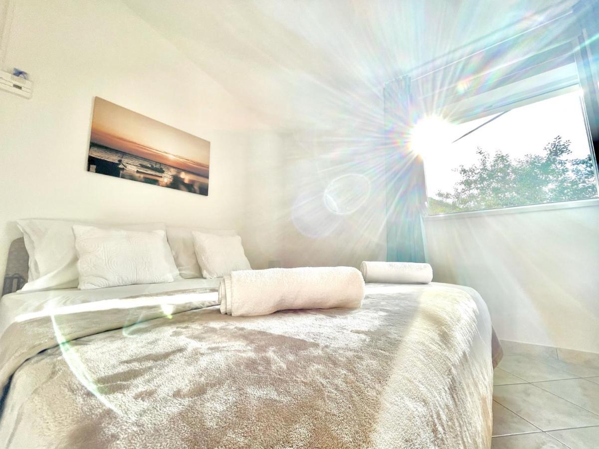 Apartments Bacak Stanici Eksteriør bilde