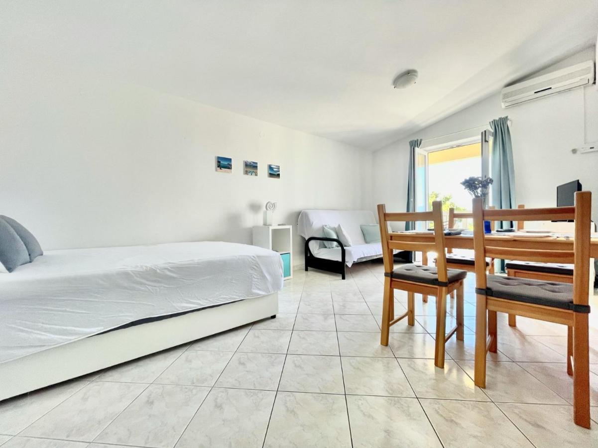 Apartments Bacak Stanici Eksteriør bilde